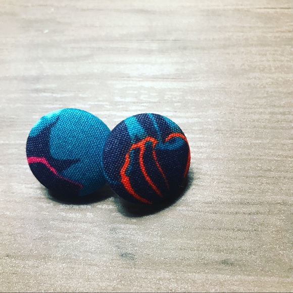 Earrings - Picture 2 of 2